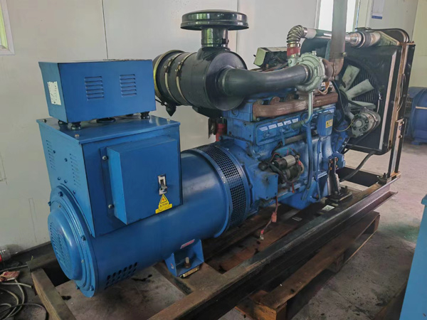 姜堰100kW柴油发电机组使用多级机油有哪些优缺点？